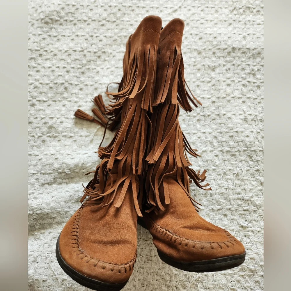 Fringed Tan Suede Boots - Picture 3 of 8